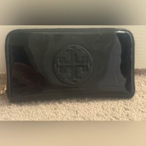 Tory Burch Black and Gold Zip Wallet